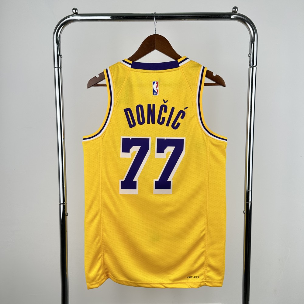 Maillot Lakers (Dončić)