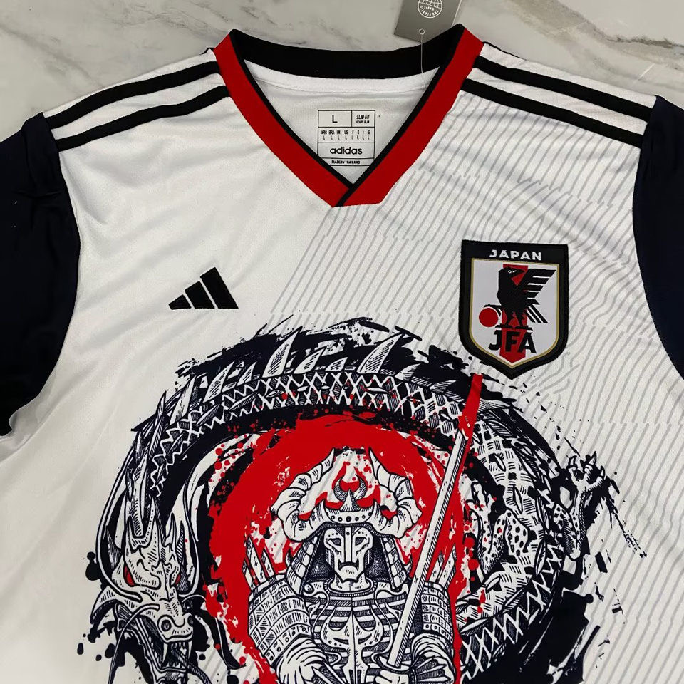 Adidas - Maillot Édition Spéciale Japon 22/23
