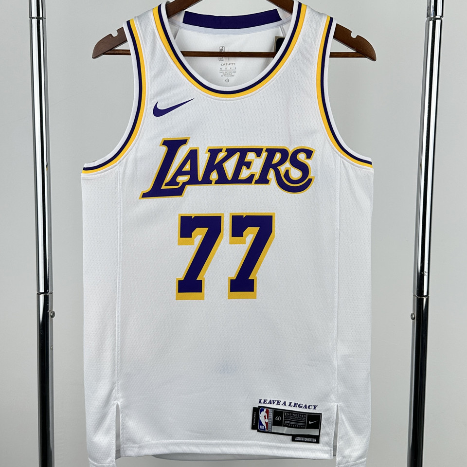 Nike - Maillot Association Edition Los Angeles Lakers (Dončić)