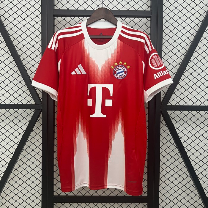 Adidas - Maillot Domicile Bayern Munich 25/26 (S, Aucun, Aucun)